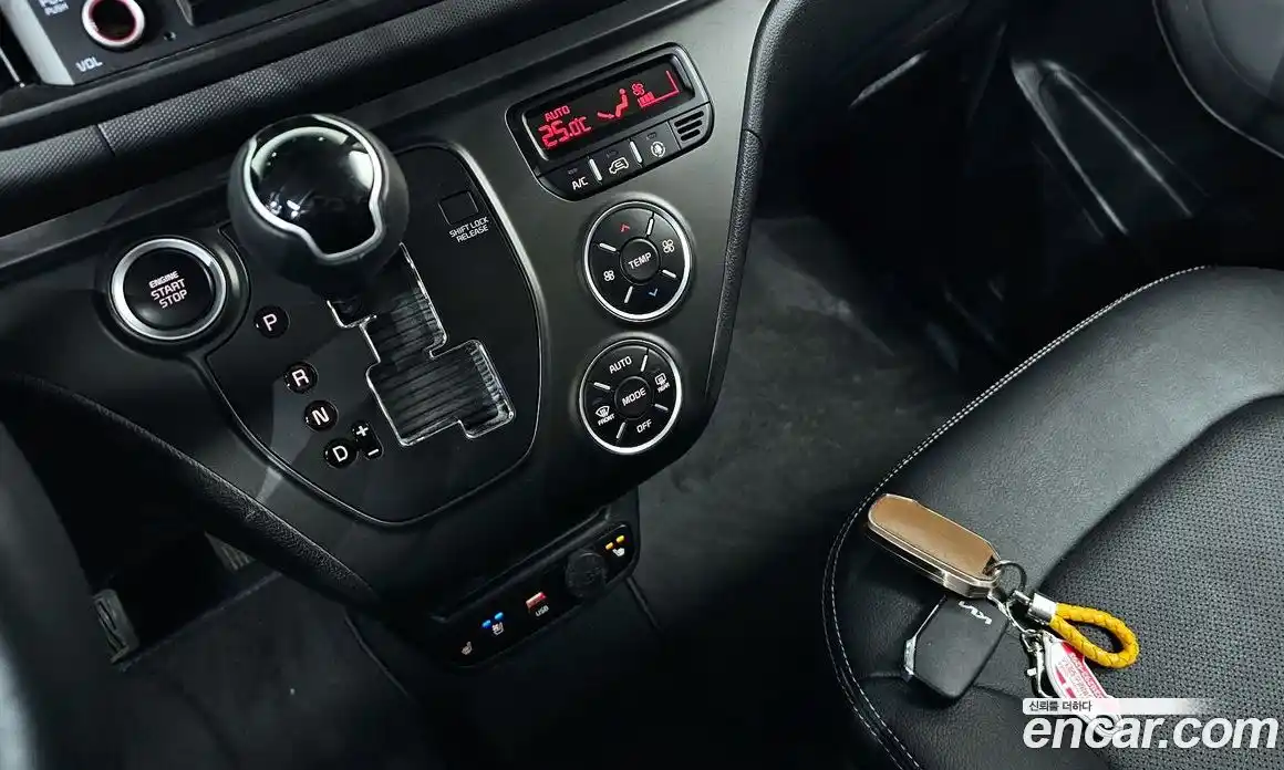 Kia Ray 2023 1.0 Автомат в Москве № 614219, фото 9