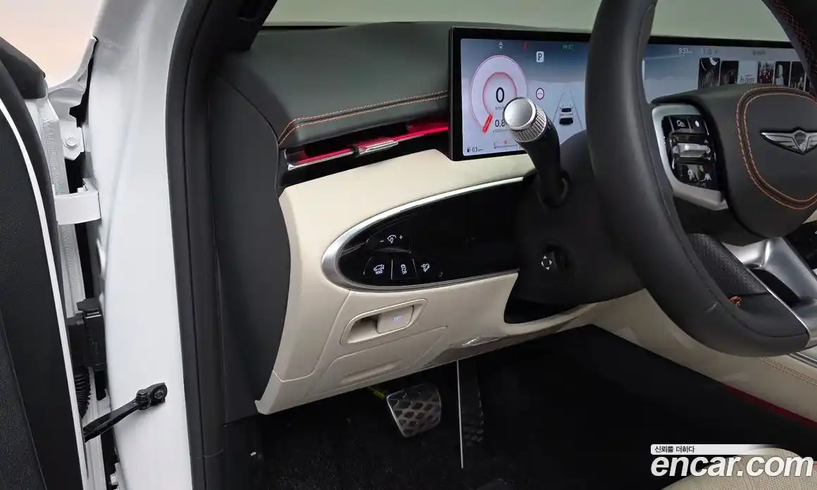 Genesis GV70 2025 2.5 Автомат в Москве № 614445, фото 12