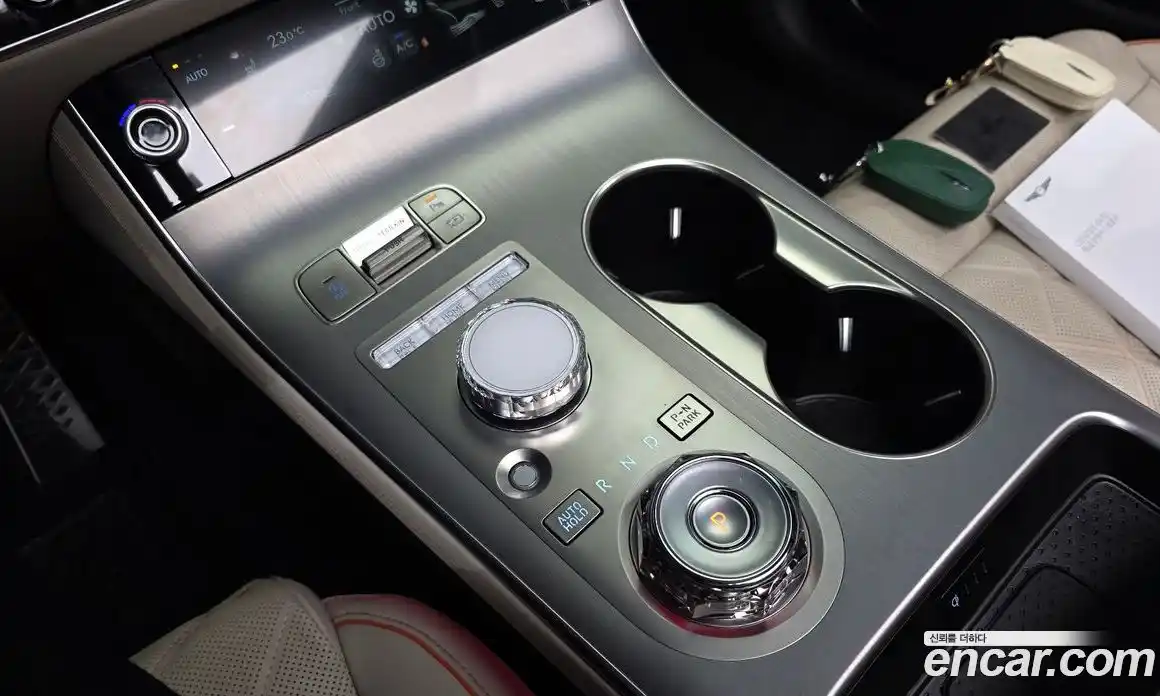 Genesis GV70 2025 2.5 Автомат в Москве № 614445, фото 8