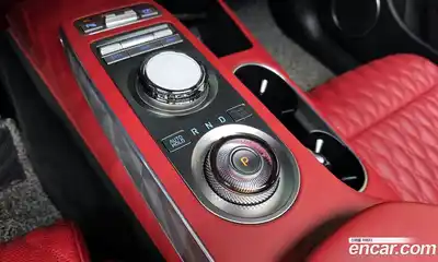 Genesis GV70 2024 2.5 Автомат в Москве № 614559, миниатюра 9