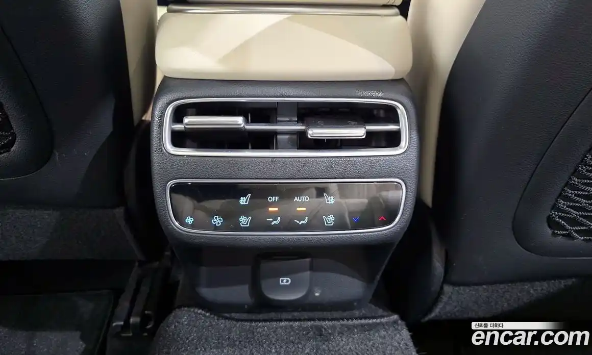 Genesis GV70 2025 2.5 Автомат в Москве № 614634, фото 19