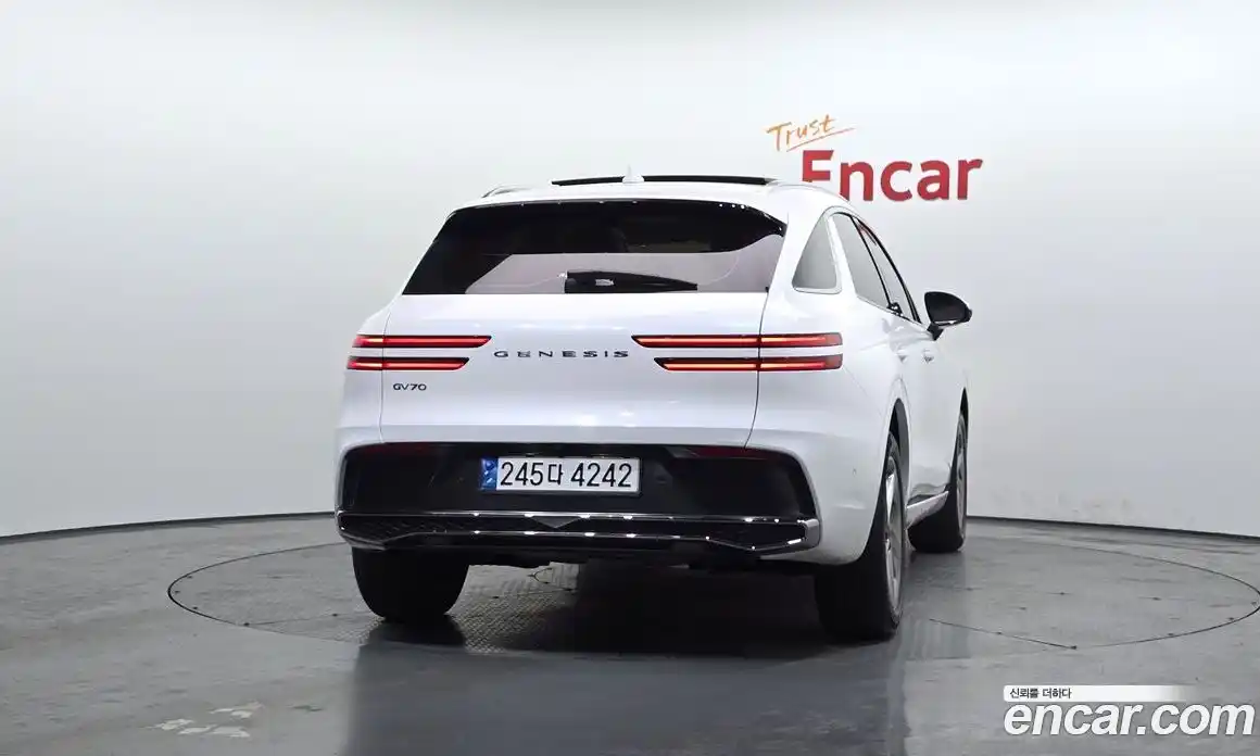 Genesis GV70 2025 2.5 Автомат в Москве № 614634, фото 4