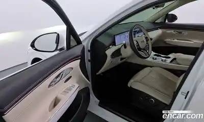 Genesis GV70 2025 2.5 Автомат в Москве № 614634, миниатюра 10