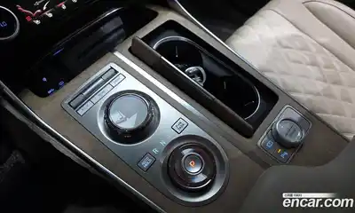 Genesis GV80 2023 2.5 Автомат в Москве № 614751, миниатюра 9