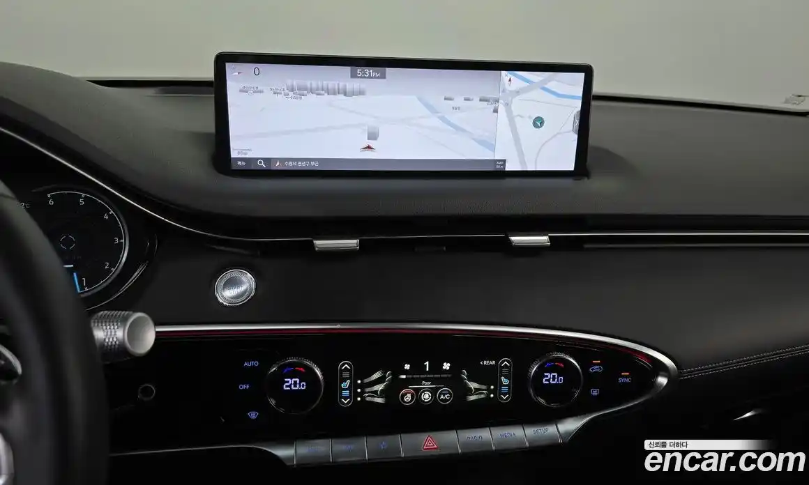 Genesis GV70 2021 2.2 Автомат в Москве № 614833, фото 14