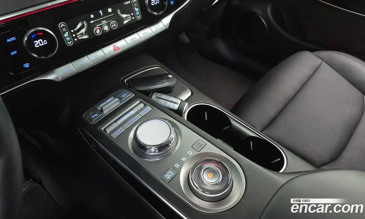 Genesis GV70 2021 2.2 Автомат в Москве № 614833, фото 9