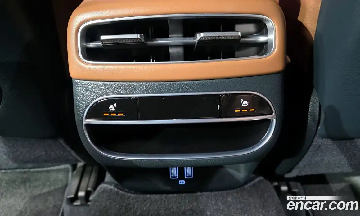 Genesis GV70 2021 2.5 Автомат в Москве № 615158, фото 19