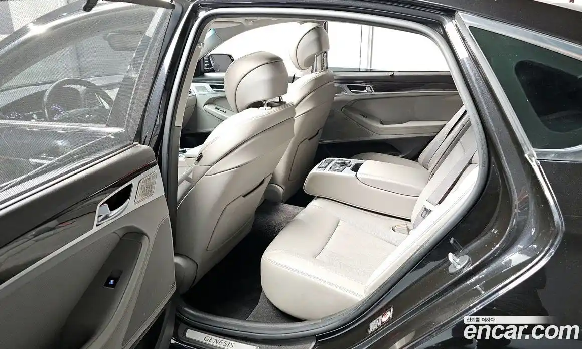 Genesis G80 2019 3.3 Автомат в Москве № 615664, фото 11