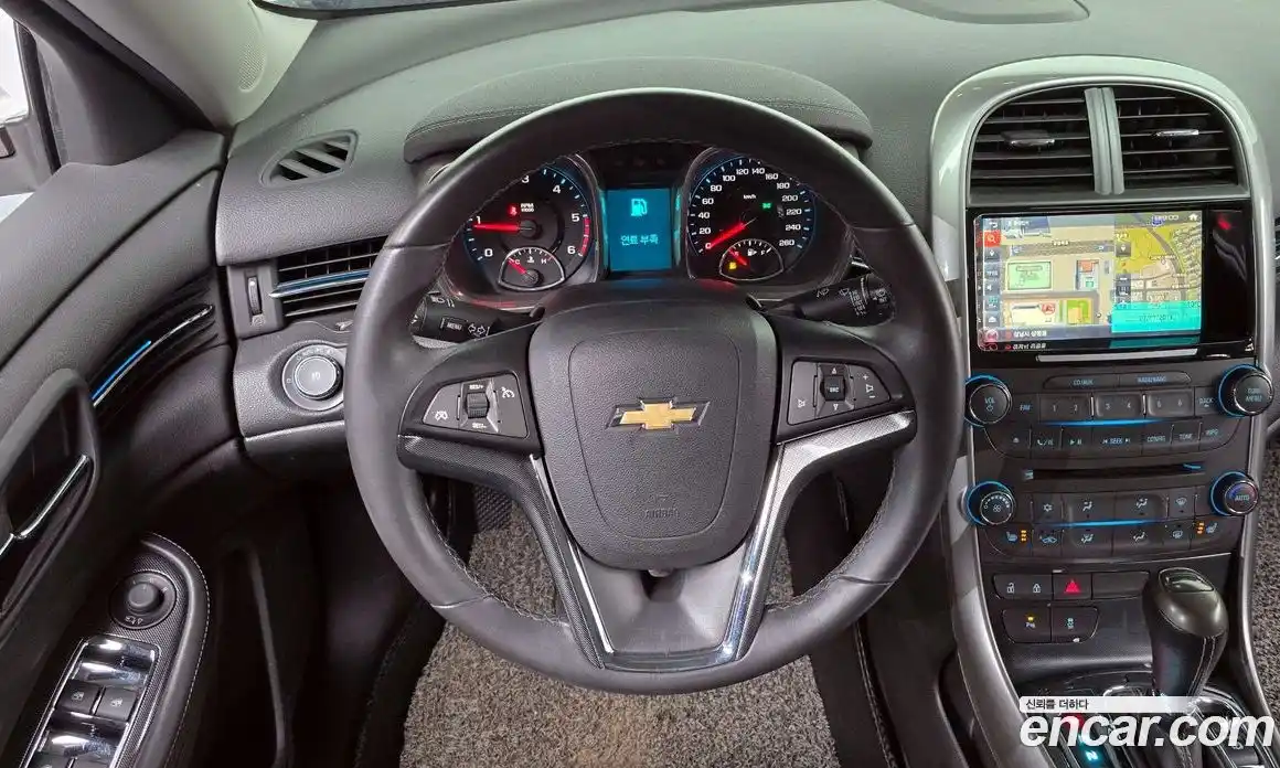 Chevrolet Malibu 2015 2.0 Автомат в Москве № 615961, фото 12