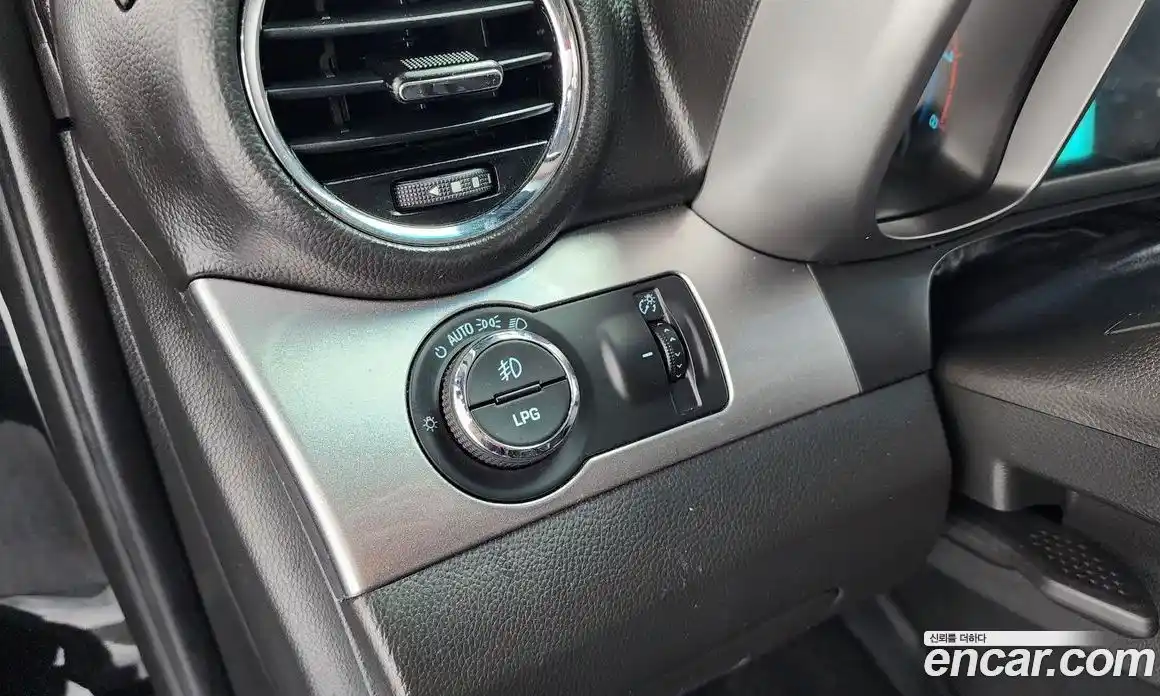 Chevrolet Orlando 2013 2.0 Автомат в Москве № 616003, фото 14