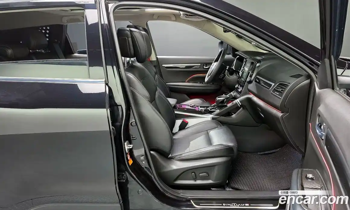 Renault QM6 2017 2.0 Автомат в Москве № 616076, фото 10