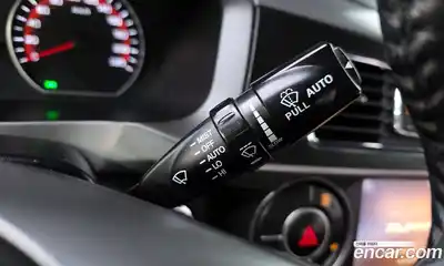 SsangYong Korando 2016 2.0 Автомат в Москве № 616524, миниатюра 12