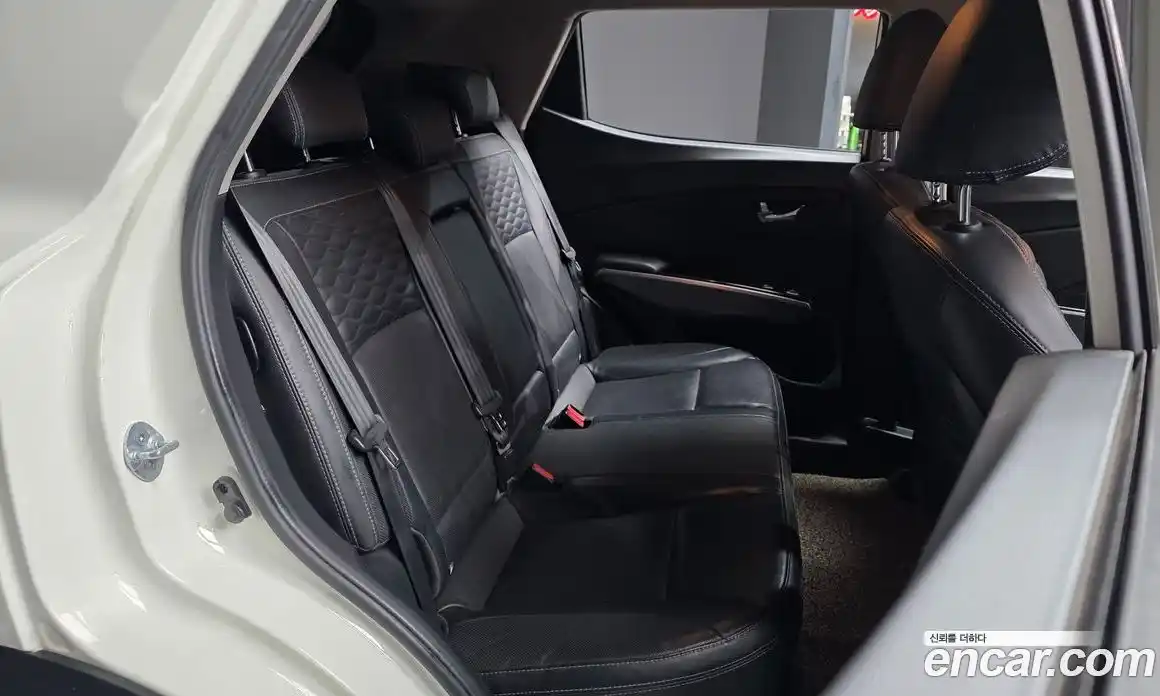 SsangYong TIBOLI 2019 1.6 Автомат в Москве № 617087, фото 12