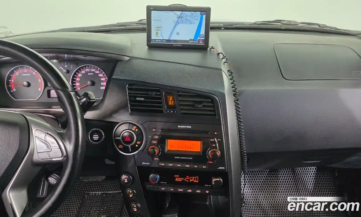 SsangYong Korando 2016 2.0 Автомат в Москве № 617208, фото 14