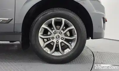 SsangYong Korando 2016 2.0 Автомат в Москве № 617208, миниатюра 5