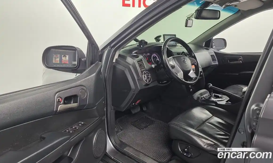 SsangYong Korando 2016 2.0 Автомат в Москве № 617208, фото 10