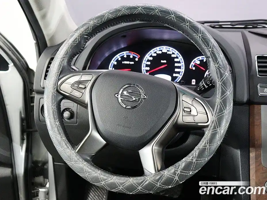 SsangYong Rexton 2016 2.2 Автомат в Москве № 617809, фото 15