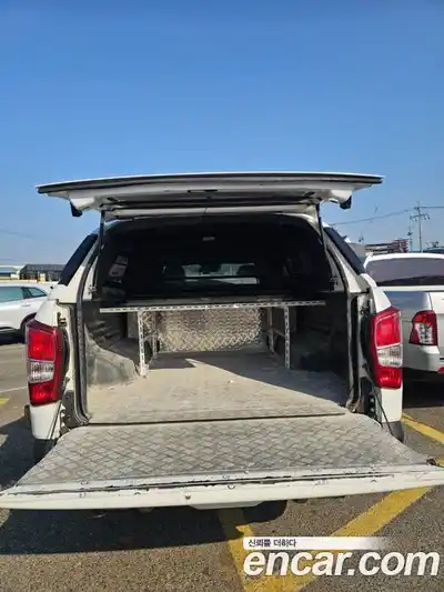 SsangYong Rexton 2020 2.2 Автомат в Москве № 617848, миниатюра 3