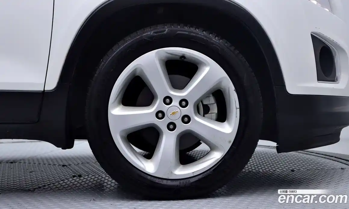 Chevrolet Trax 2016 1.4 Автомат в Москве № 618617, фото 10