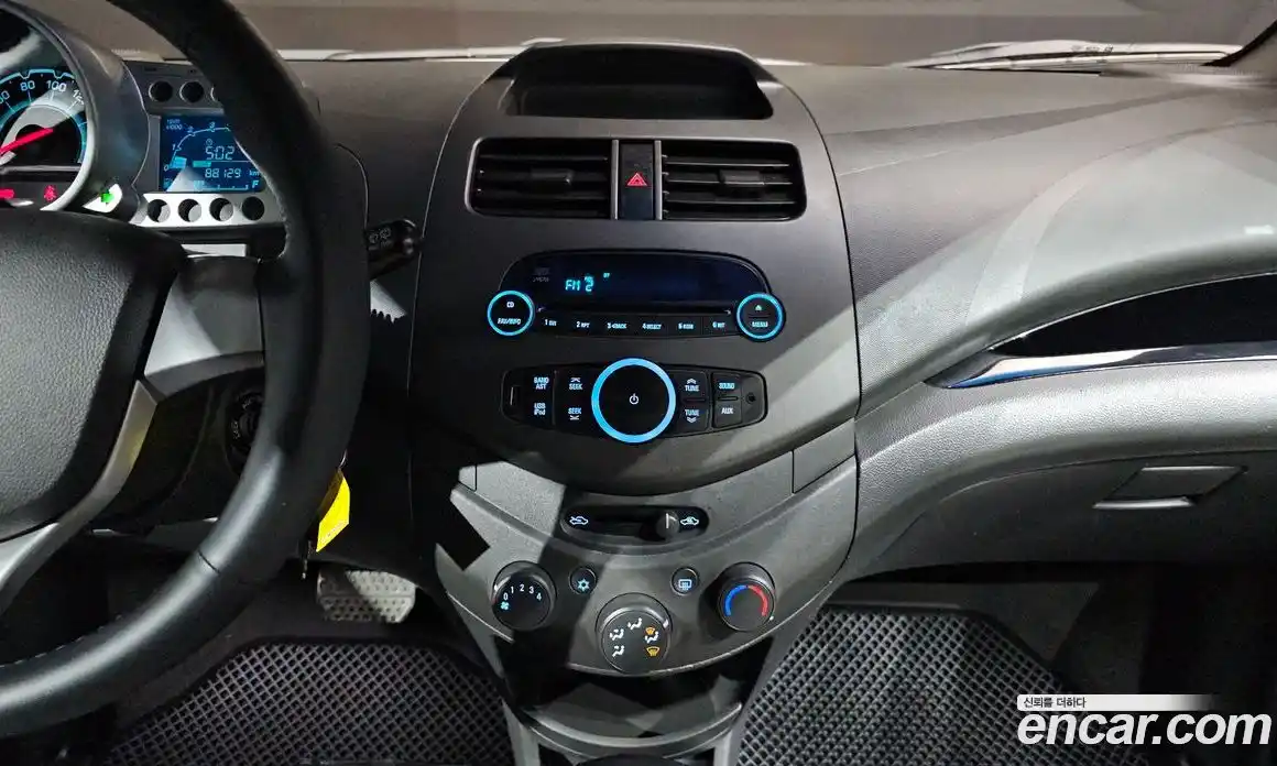 Chevrolet Spark 2012 1.0 Автомат в Москве № 618741, фото 15