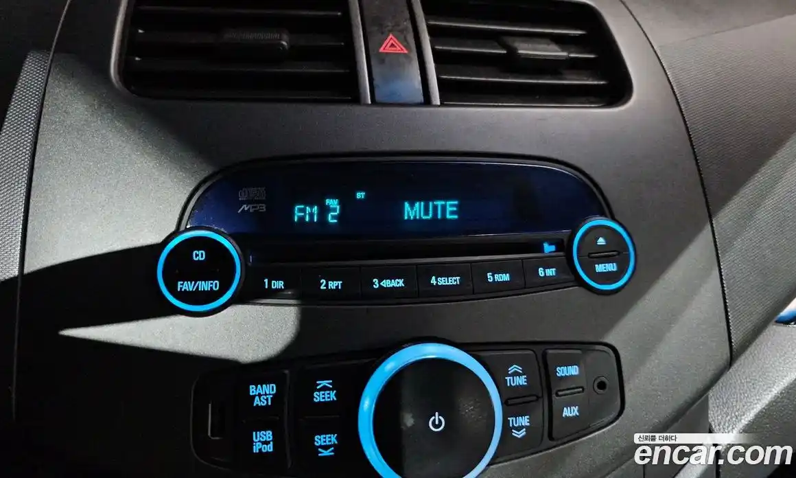 Chevrolet Spark 2012 1.0 Автомат в Москве № 618741, фото 16