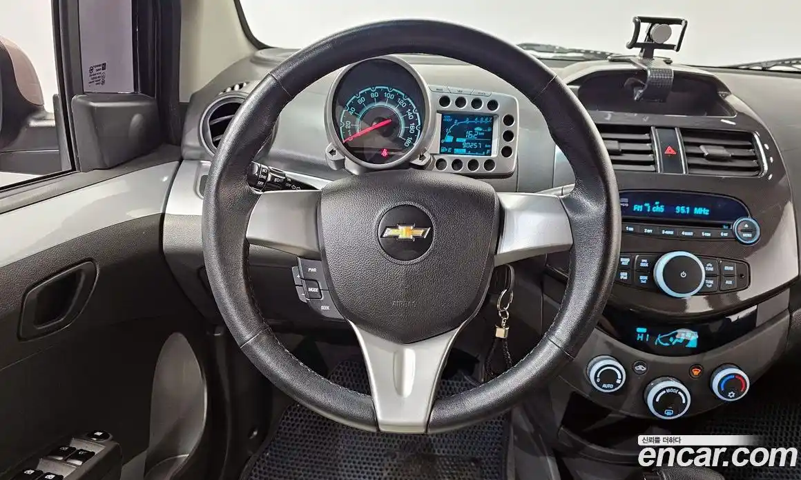 Chevrolet Spark 2012 1.0 Автомат в Москве № 618772, фото 13