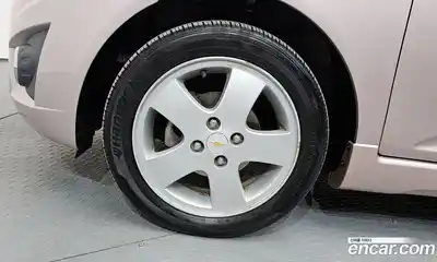 Chevrolet Spark 2012 1.0 Автомат в Москве № 618772, миниатюра 5