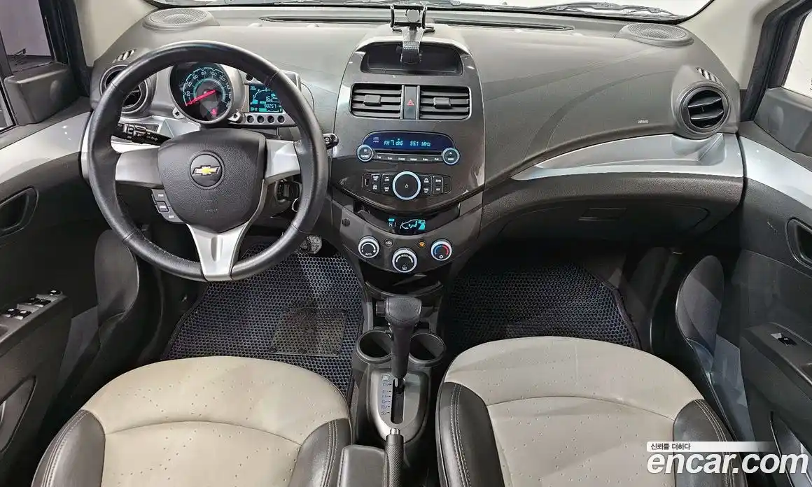 Chevrolet Spark 2012 1.0 Автомат в Москве № 618772, фото 7