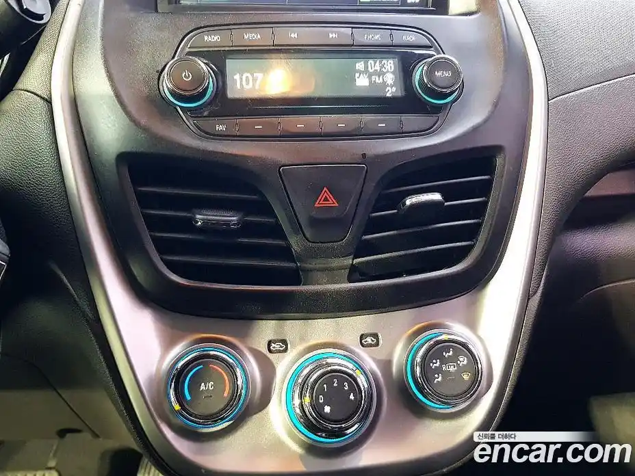 Chevrolet Spark 2017 1.0 Автомат в Москве № 618796, фото 13