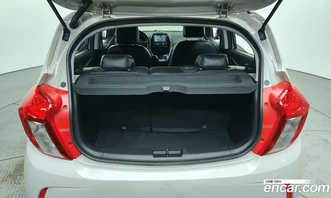 Chevrolet Spark 2016 1.0 Автомат в Москве № 618880, фото 18