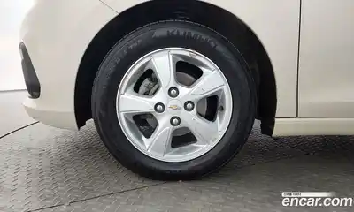 Chevrolet Spark 2016 1.0 Автомат в Москве № 618880, миниатюра 5