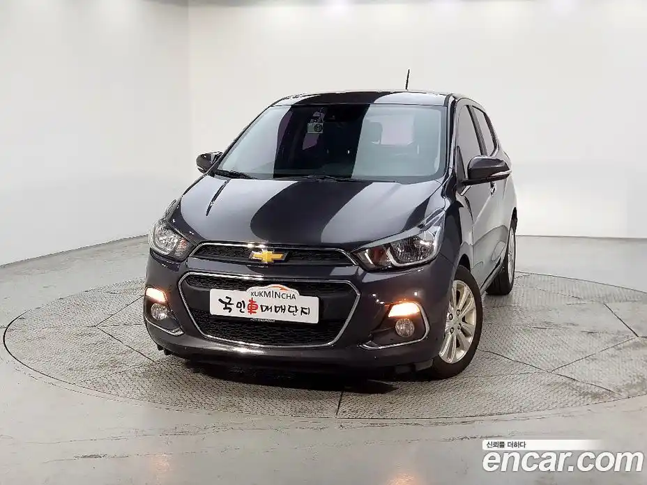 Chevrolet Spark 2016 1.0 Автомат в Москве № 618940, фото 3