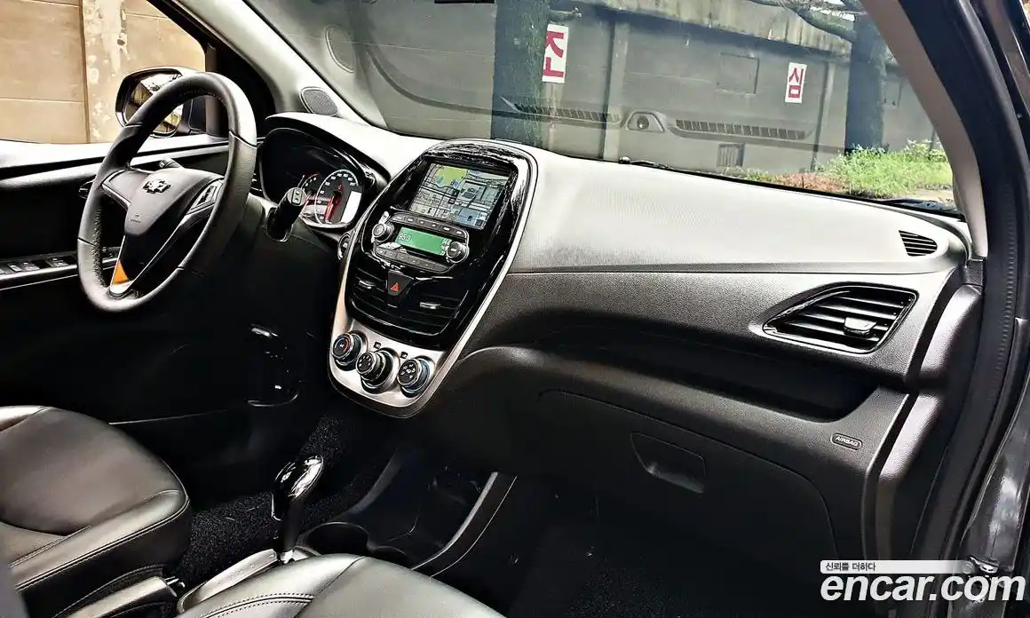 Chevrolet Spark 2018 1.0 Автомат в Москве № 618973, фото 7