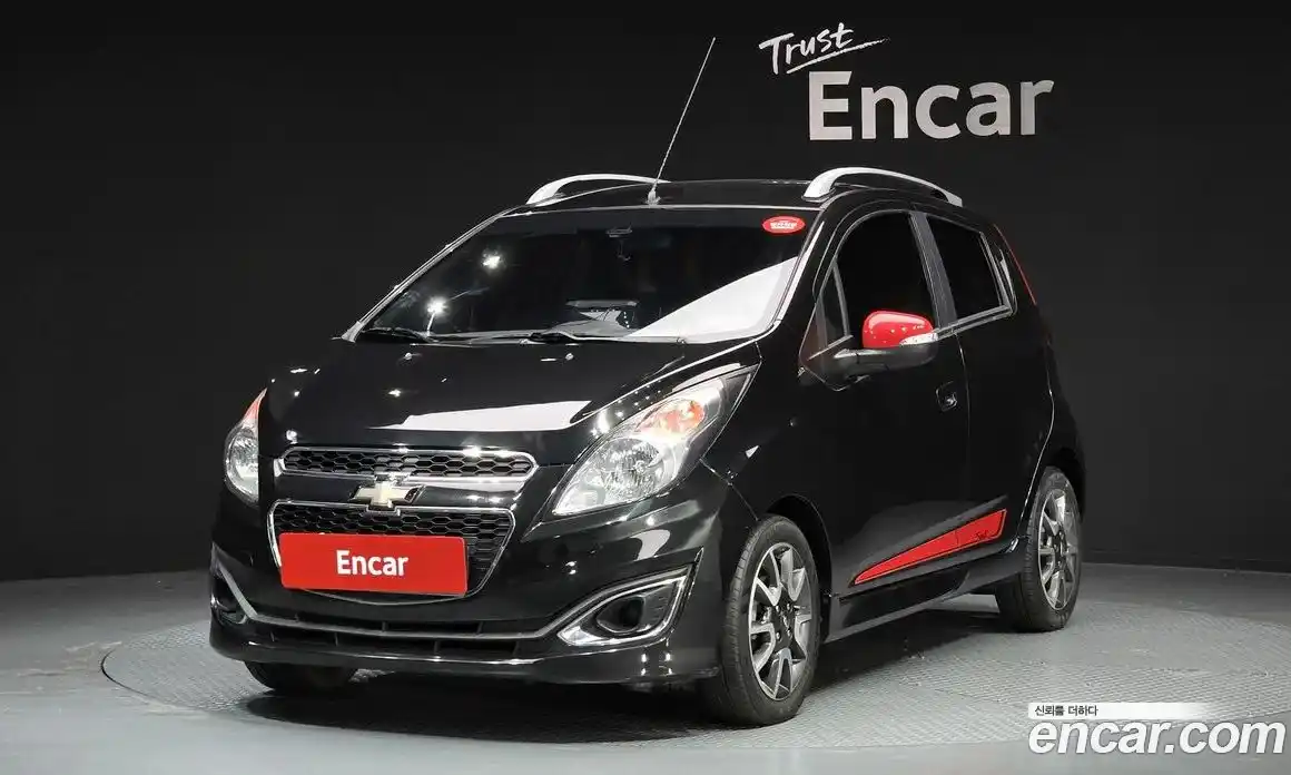 Chevrolet Spark 2015 1.0 Автомат в Москве № 619073, фото 1