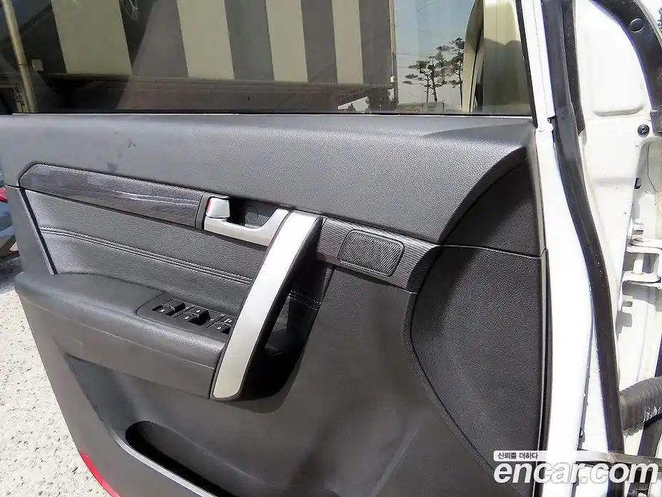 Chevrolet Captiva 2015 2.0 Автомат в Москве № 619363, фото 11