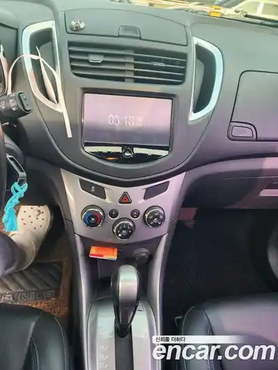 Chevrolet Trax 2015 1.4 Автомат в Москве № 619449, миниатюра 8