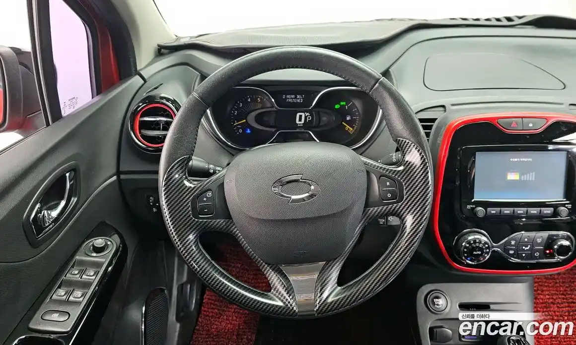 Renault QM3 2016 1.5 Автомат в Москве № 619822, фото 13