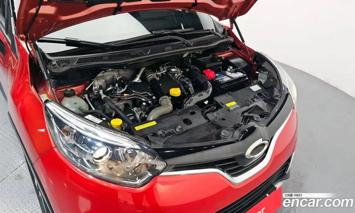 Renault QM3 2016 1.5 Автомат в Москве № 619822, фото 6