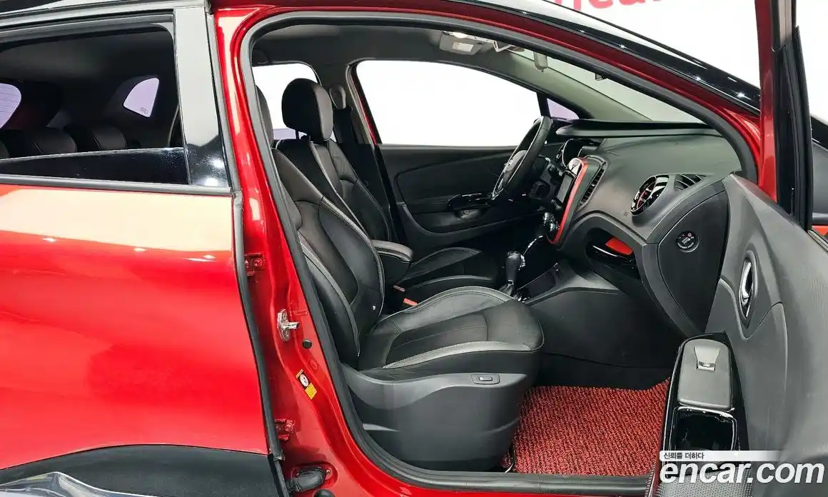 Renault QM3 2016 1.5 Автомат в Москве № 619822, фото 10