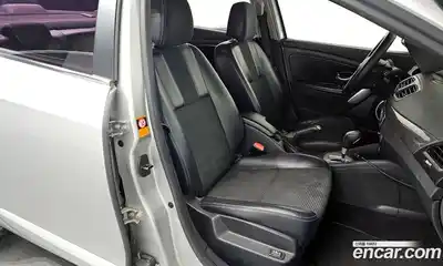 Renault SM3 2012 1.6 Автомат в Москве № 619841, миниатюра 10