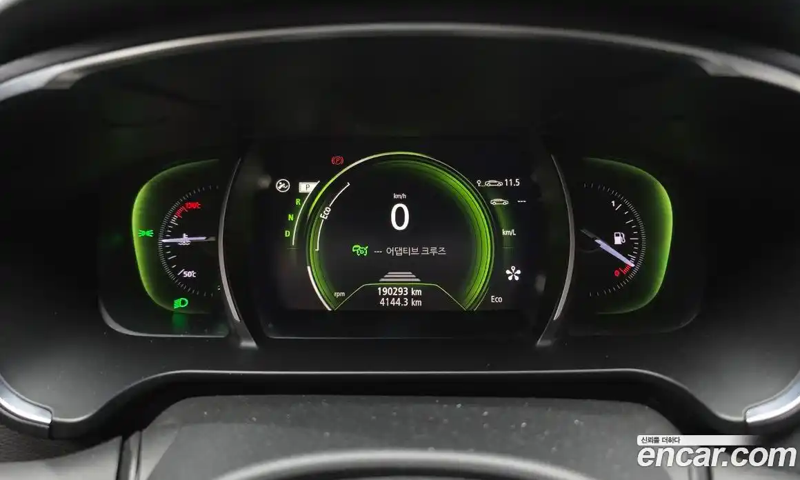 Renault SM6 2016 1.6 Автомат в Москве № 620062, фото 8