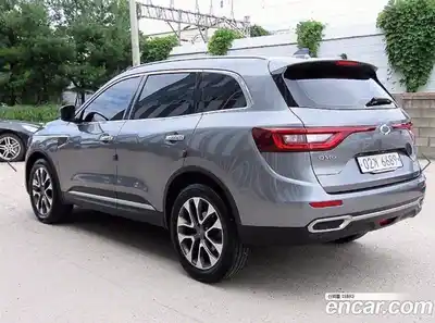 Renault QM6 2019 2.0 Автомат в Москве № 620196, миниатюра 3