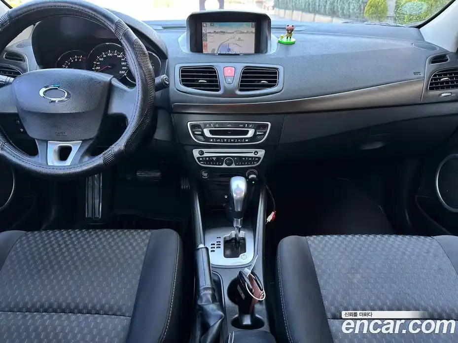 Renault SM3 2010 1.6 Автомат в Москве № 620217, фото 7