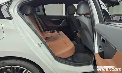 BMW 5-Series 2024 2.0 Автомат в Москве № 620471, миниатюра 12