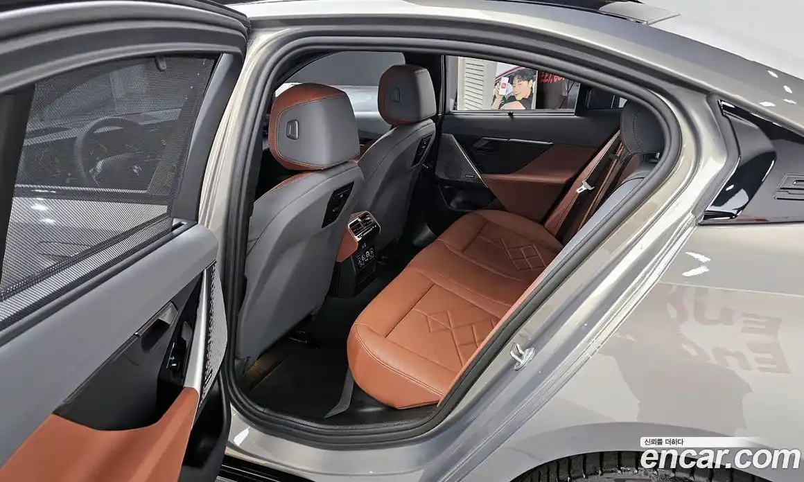 BMW 5-Series 2025 2.0 Автомат в Москве № 620565, фото 11