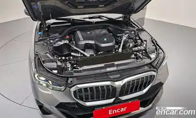 BMW 5-Series 2025 2.0 Автомат в Москве № 620565, миниатюра 6