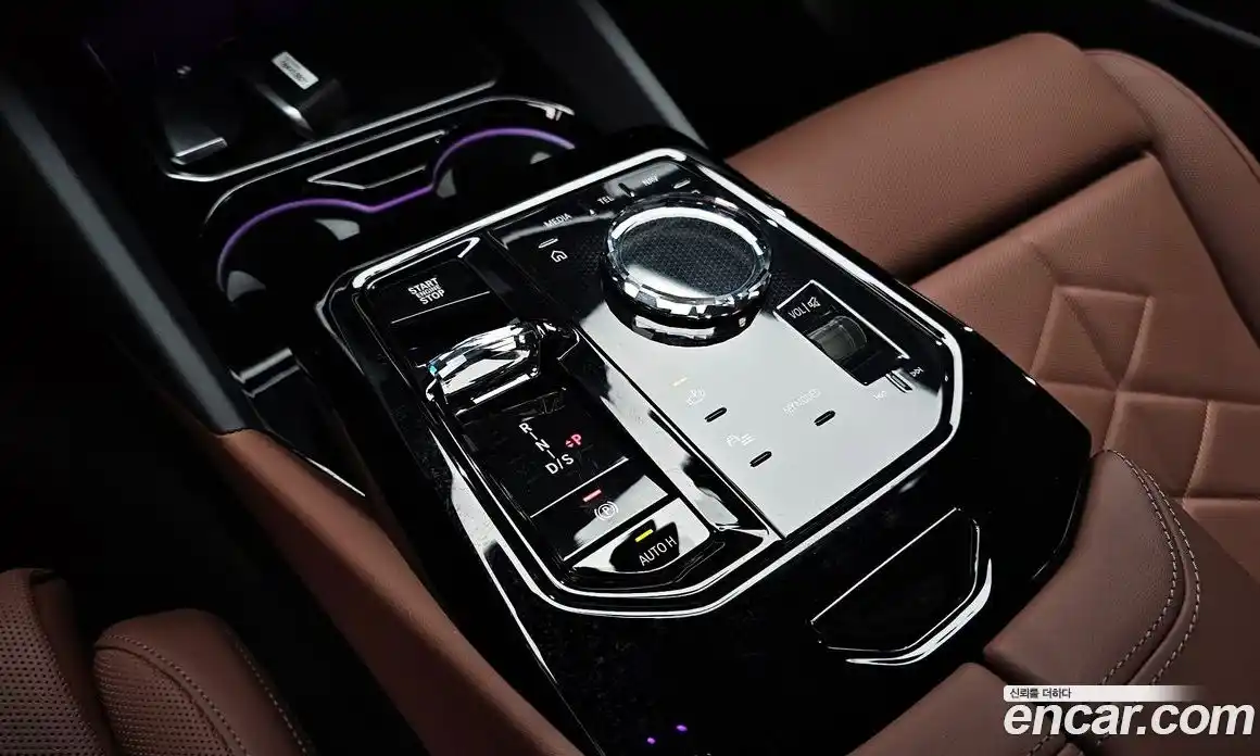 BMW 5-Series 2025 2.0 Автомат в Москве № 620565, фото 9