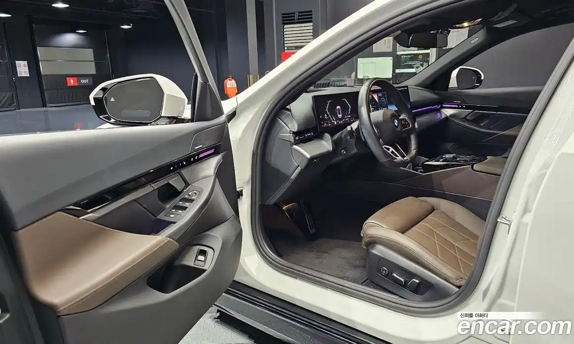 BMW 5-Series 2024 2.0 Автомат в Москве № 621089, фото 11