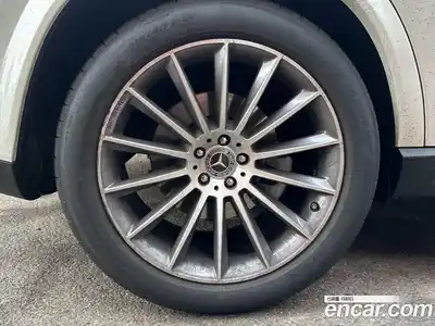 Mercedes-Benz GLE-Class 2025 3.0 Автомат в Москве № 622704, миниатюра 4