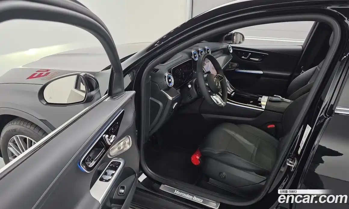 Mercedes-Benz GLC-Class 2025 2.0 Автомат в Москве № 622884, фото 11